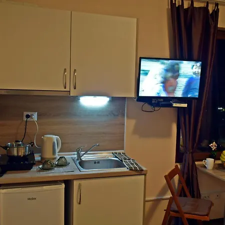 Flora شقة بورغاس