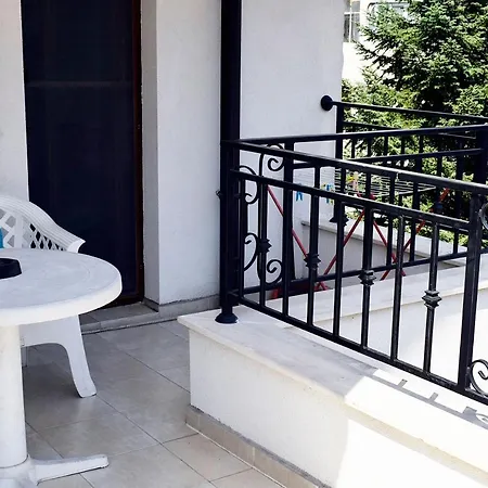 Flora Appartement