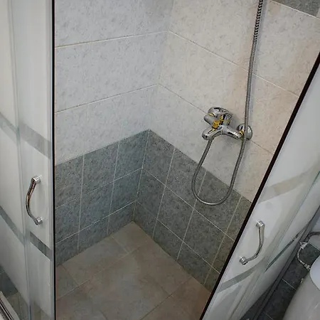 Flora Appartement *