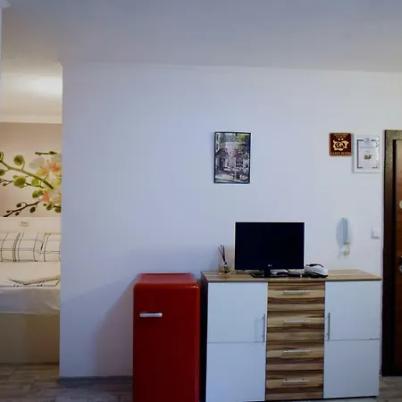 Flora Μπουργκάς