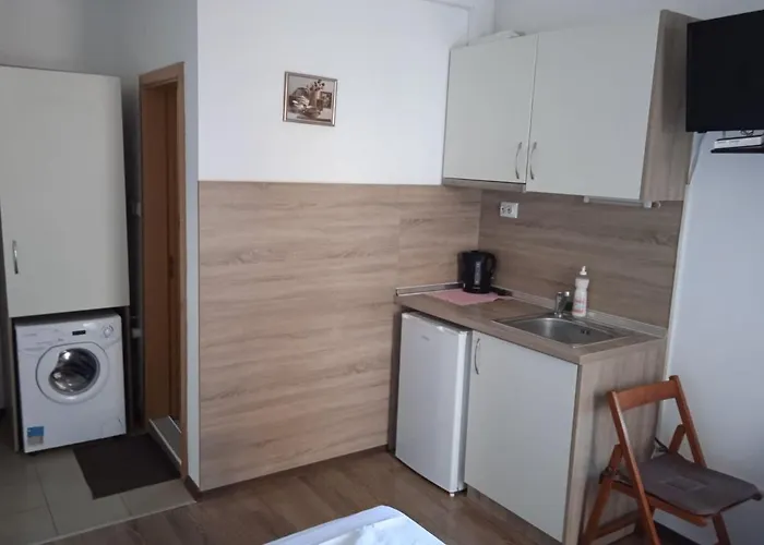 Apartman Flora *