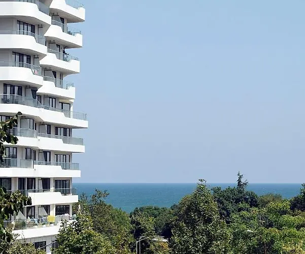 Flora Apartman Burgasz