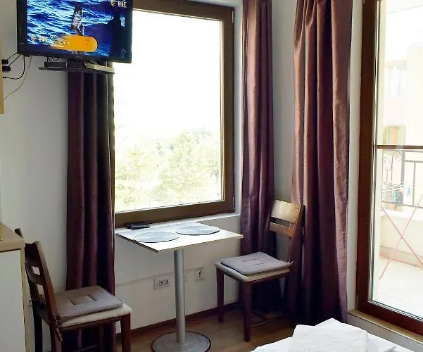 Flora Apartman Burgasz
