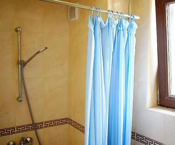 Flora Apartman *