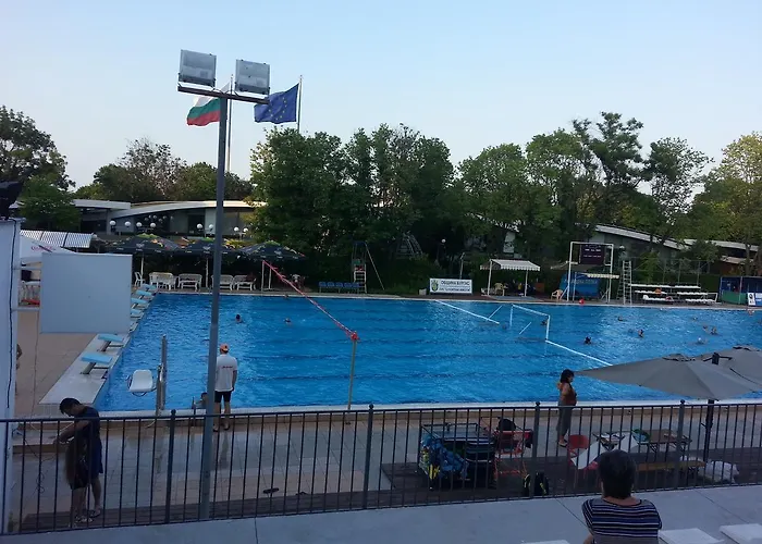 Flora דירה בורגאס