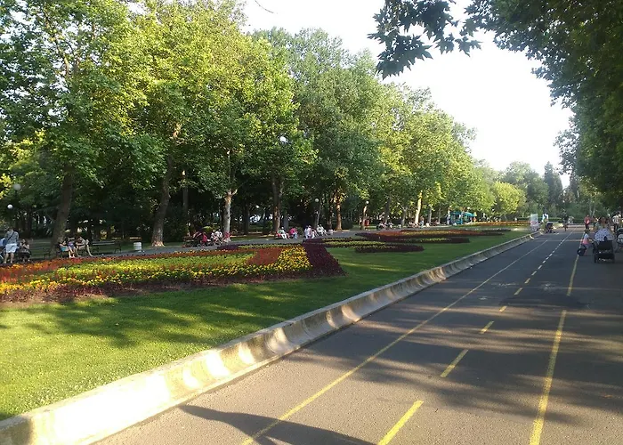 Flora Apartman *